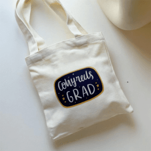 توت باق التخرج